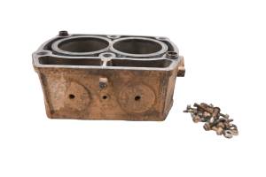 08 Polaris Ranger 700 XP 4x4 Cylinder