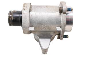 04 Can-Am Outlander 330 4x4 4Wd Front Differential Actuator Housing Bombardier