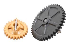 Bombardier - 04 Can-Am Outlander 330 4x4 Idle Oil & Water Pump Gears Bombardier - Image 3