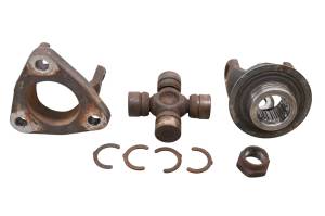 Suzuki - 01 Suzuki Quadmaster 500 4x4 Right Rear Drive Output Yokes & U-Joint LTA500F - Image 2