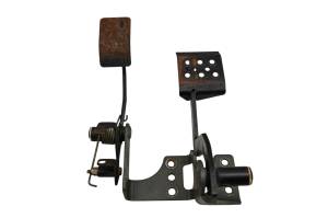 Polaris - 09 Polaris RZR 800 EFI Gas Brake Pedal Assembly - Image 2