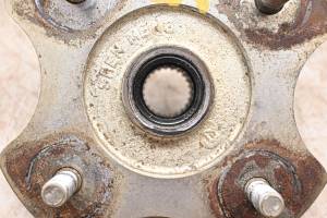 Honda - 04 Honda Foreman 450 ES 4x4 Rear Left Wheel Hub TRX450FE - Image 3