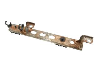 Yamaha - 16 Yamaha Wolverine 700 Fuel Tank Bracket Mount YXE700W - Image 2