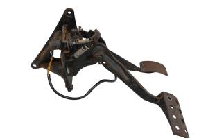 Yamaha - 16 Yamaha Wolverine 700 Gas Brake Pedal Assembly YXE700W - Image 2