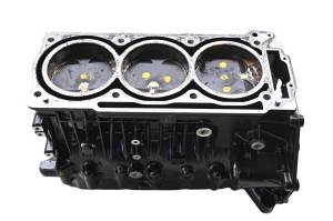 Sea-Doo - 14 Sea-Doo Wake 155 Crankcase Center Crank Case, Cylinders & Pistons - Image 7