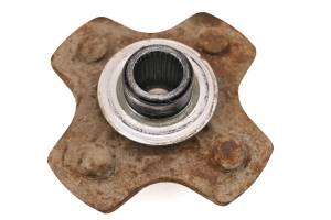 01 Honda Foreman 500 4x4 Rear Right Wheel Hub TRX500FA