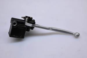 06 Suzuki King Quad 700 4x4 Front Brake Master Cylinder & Lever LTA700X