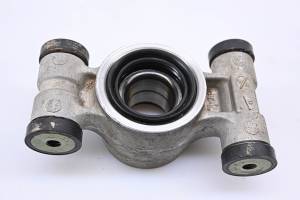 Suzuki - 06 Suzuki King Quad 700 4x4 Rear Left Or Right Spindle Knuckle LTA700X - Image 3