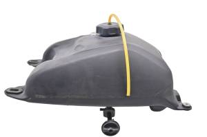 01 Yamaha Kodiak 400 4x4 Gas Tank & Fuel Petcock YFM400F