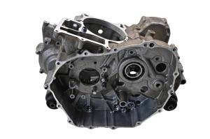 Honda - 03 Honda Rincon 650 4x4 Crankcase Center Crank Case - Image 3