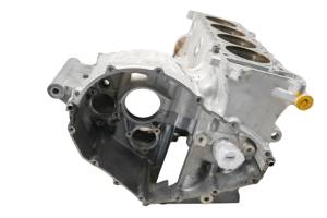 Suzuki - 11 Suzuki GSXR750 Crankcase Center Crank Case & Cylinders - Image 4