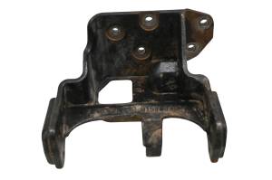 John Deere - 19 John Deere Gator XUV835E Rear Engine Support Bracket Mount - Image 5