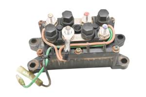 John Deere - 05 John Deere Trail Buck 650 4x4 Winch Solenoid Block - Image 2