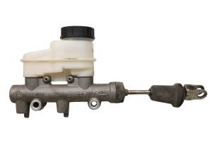 19 John Deere Gator XUV835E Brake Master Cylinder
