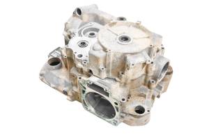 John Deere - 05 John Deere Trail Buck 650 4x4 Crankcase Center Crank Case - Image 3