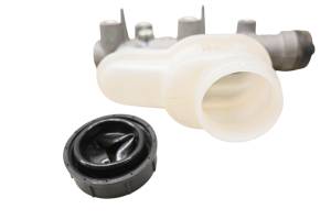 John Deere - 18 John Deere Gator RSX860M Rear Brake Master Cylinder - Image 3