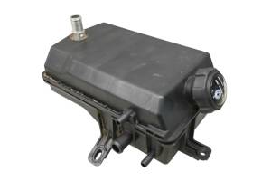 18 John Deere Gator RSX860M Oil Tank