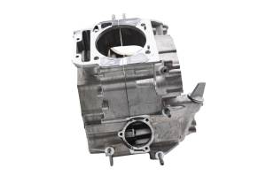 Can-Am - 21 Can-Am Outlander 570 4x4 Crankcase Center Crank Case - Image 4