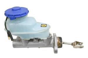 18 Kubota RTV-X1140W Brake Master Cylinder