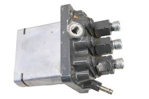 15 Kubota RTV-X900W Injector Pump