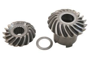 18 Kubota RTV-XG850 Transmission Bevel Gears Output Shaft Sidekick 850