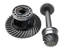 16 Kubota RTV-X1100CW Transmission Bevel Gears Output Shaft