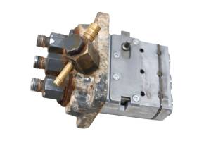 Kubota - 16 Kubota RTV-X1100CW Fuel Injection Pump - Image 2