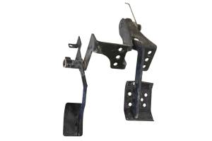 Polaris - 11 Polaris RZR 800 EFI 4x4 Gas Brake Pedal Assembly - Image 3