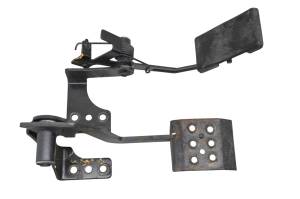 Polaris - 08 Polaris RZR 800 EFI 4x4 Gas Brake Pedal Assembly - Image 2
