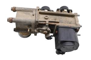 Kawasaki - 18 Kawasaki Mule 4000 2x4 Throttle Body KAF620 - Image 3