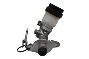 Kawasaki - 18 Kawasaki Mule 4000 2x4 Front Brake Master Cylinder KAF620 - Image 3