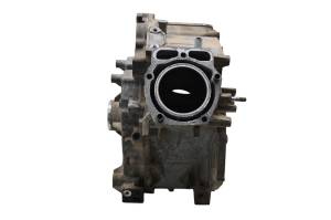 Kawasaki - 18 Kawasaki Mule 4000 2x4 Crankcase Center Crank Case & Cylinders KAF620 - Image 2