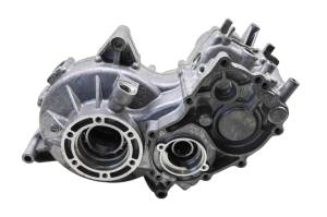 Kawasaki - 18 Kawasaki Mule 4000 2x4 Transmission Gear Case Housing KAF620 - Image 3