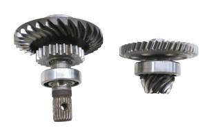 Polaris - 02 Polaris Sportsman 700 4x4 Transmission Bevel Gears Output Shaft - Image 3