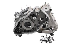 19 Arctic Cat Alterra 700 EPS 4x4 Crankcase Center Crank Case
