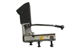13 Can-Am Commander 1000 XT Passenger Door Latch