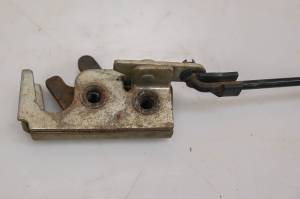 Can-Am - 13 Can-Am Commander 1000 XT Right Cargo Box Rod Bracket - Image 4