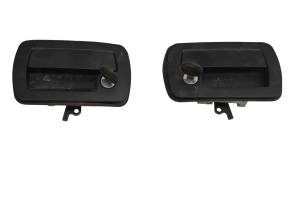 13 Can-Am Commander 1000 XT Door Handle Latches & Keys