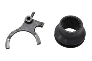 Can-Am - 13 Can-Am Commander 1000 XT Transmission 4Wd Actuator Fork & Gear - Image 3