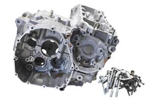 Suzuki - 98 Suzuki GSX-R750 Crankcase Center Crank Case - Image 1