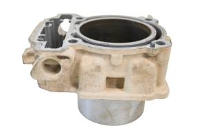 Can-Am - 18 Can-Am Commander Max 1000 XT Front Cylinder - Image 2