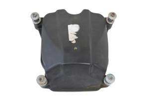 18 Can-Am Commander Max 1000 XT Valve Cover