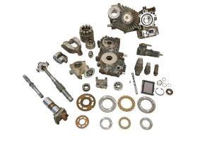 Kubota - 18 Kubota RTV-X900W Hst Hydraulic Pump Kit - Image 3