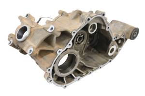 Can-Am - 18 Can-Am Commander Max 1000 XT Transmission Gear Case Housing - Image 3