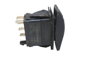 Can-Am - 18 Can-Am Commander Max 1000 XT Winch Switch - Image 2