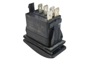 Can-Am - 18 Can-Am Commander Max 1000 XT Winch Switch - Image 3