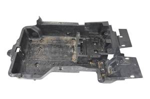 18 Can-Am Commander Max 1000 XT Rear Right Floor Board Foot Well