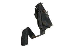 18 Can-Am Commander Max 1000 XT Accelerator Pedal