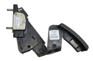 Can-Am - 18 Can-Am Commander Max 1000 XT Accelerator Pedal - Image 2