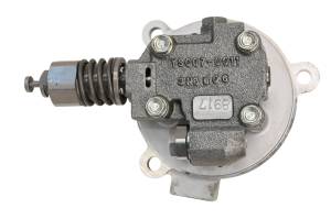 Kubota - 18 Kubota RTV-X900W Hydraulic Control Valve & Cover - Image 3
